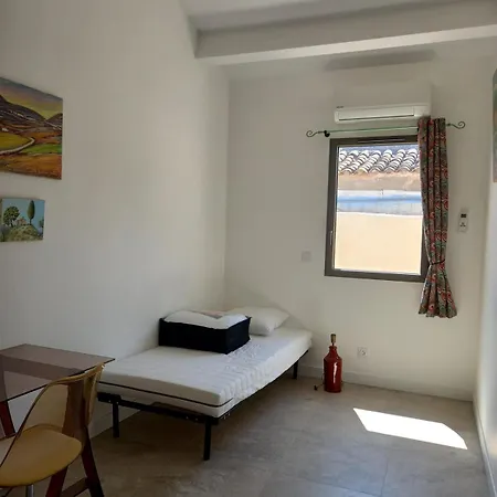Vakantiehuis Maison De Village Avec Patio Aspiran