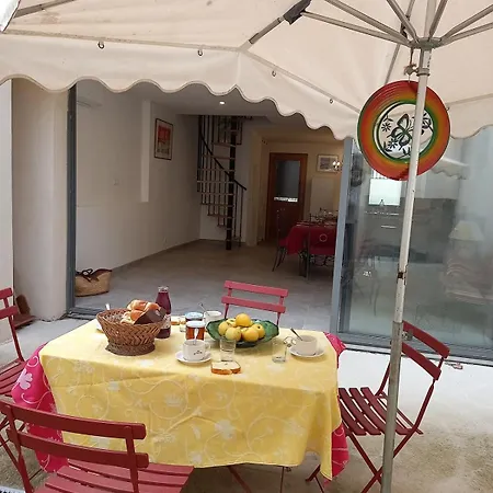 Maison De Village Avec Patio * Aspiran